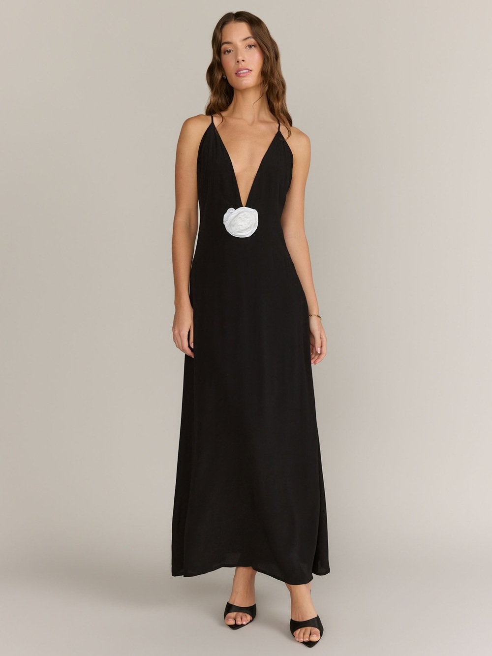 FORE Black Solid V-Neck Adjustable Strappy Open Back Maxi Slip Dress S